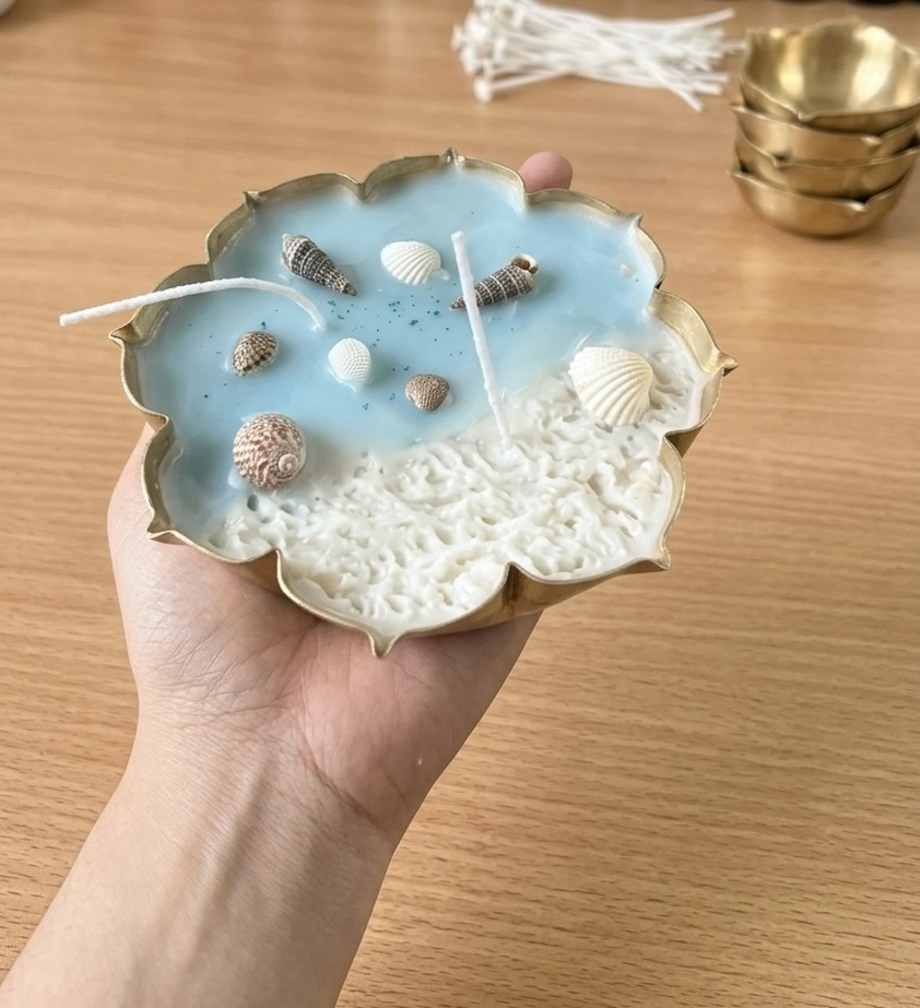 Ocean Breeze Candle – fresh coastal scent hand-poured soy wax, Lumina By Saima